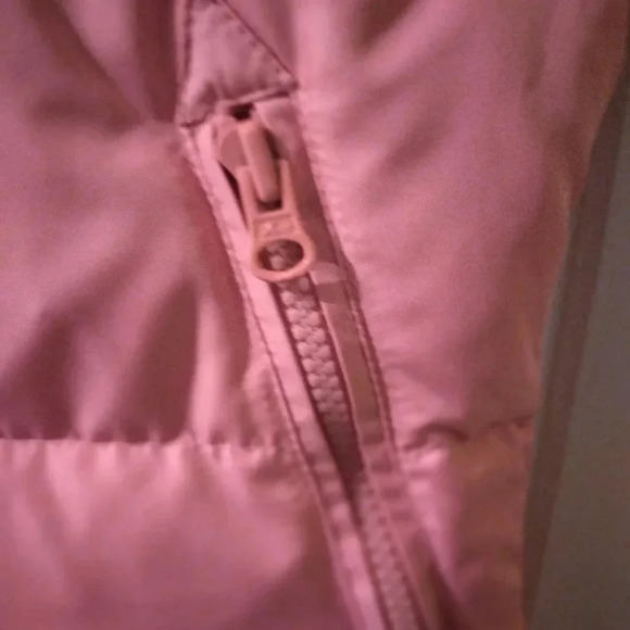 Aeropostale pink vest-small EUC - Picture 2 of 11